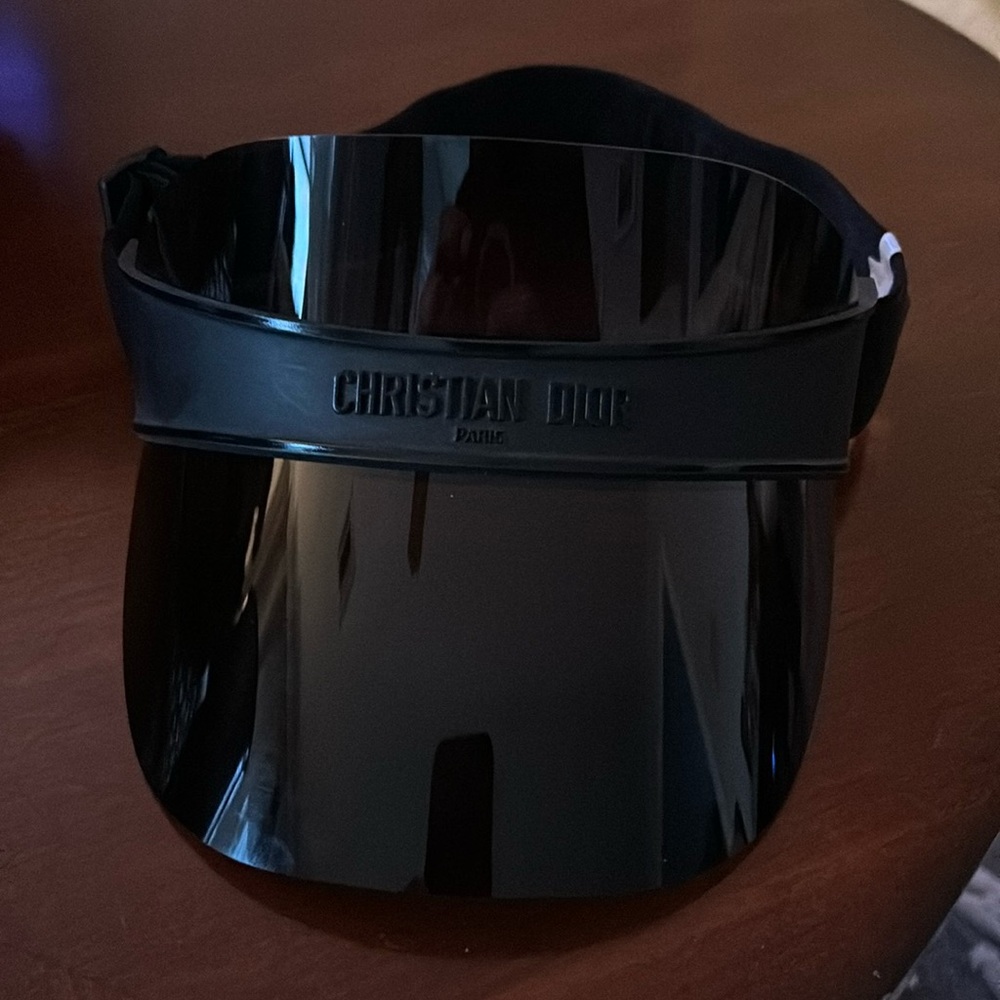 Christian Dior visor black.